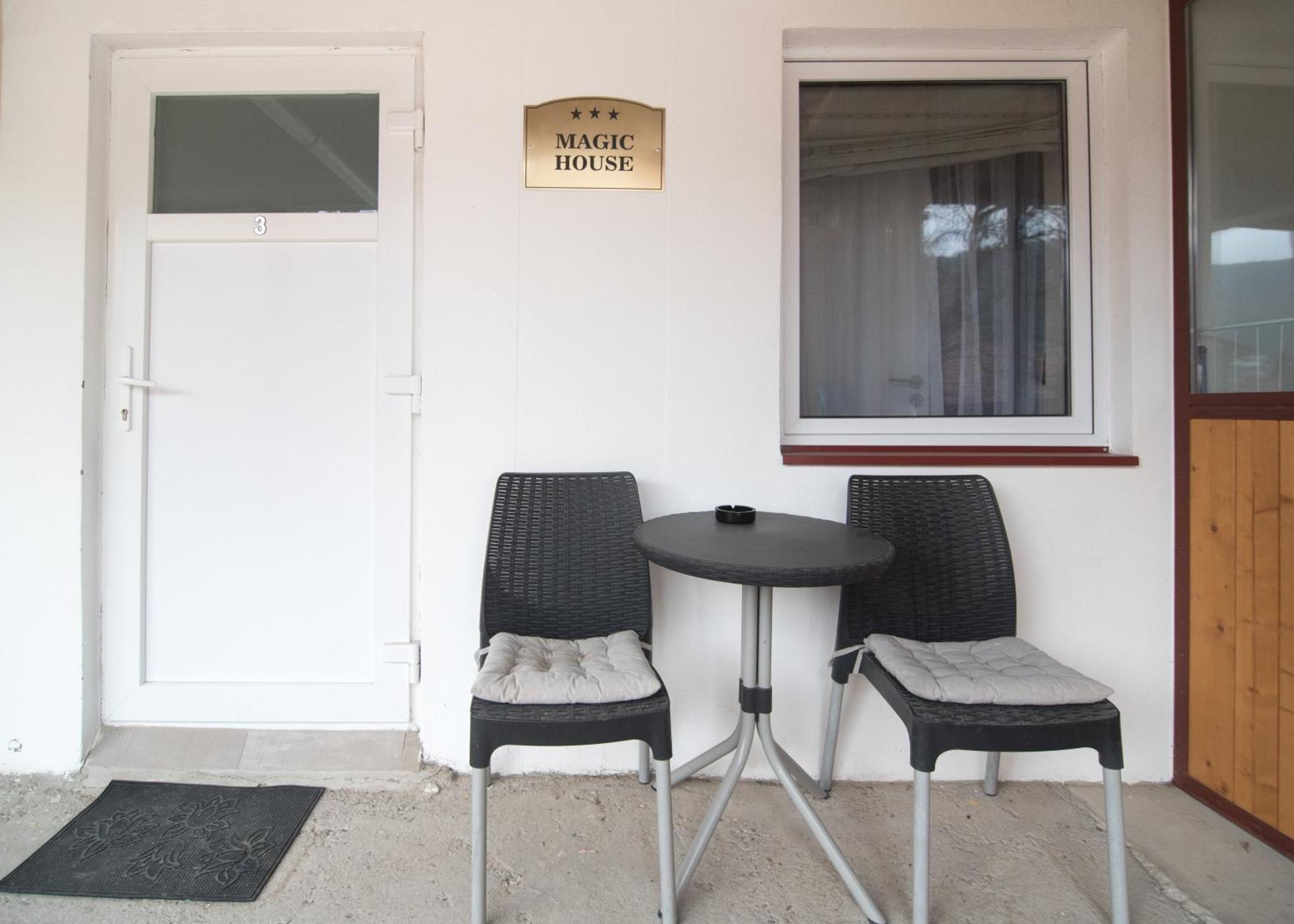 Apartament Magic House *